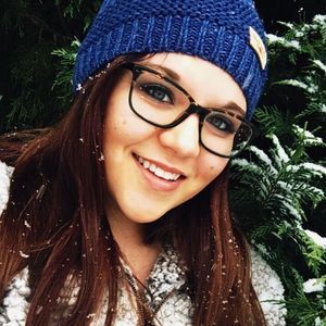 Meet your Posher, Amy